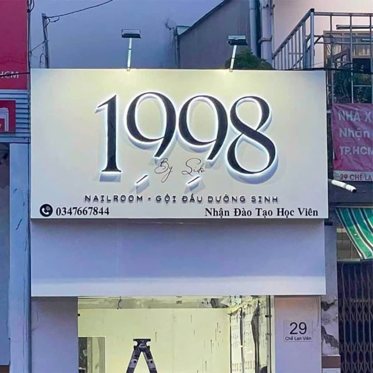 Bien-Quang-Cao-Spa-Nail-Mi