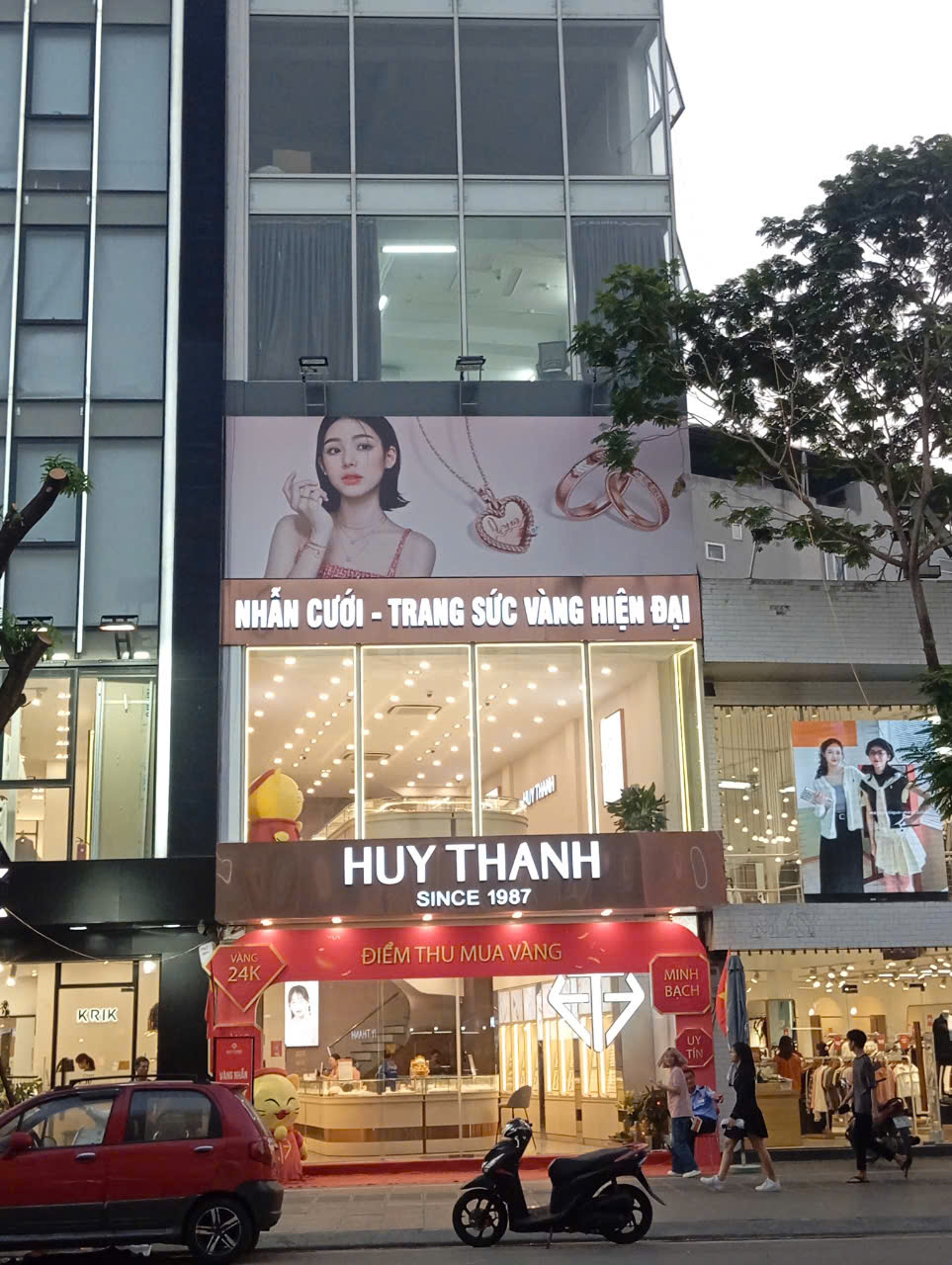 biển quảng cáo chữ nổi