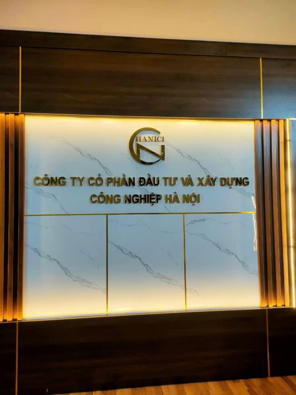 Logo-Backdrop-Van-Phong-cong-ty