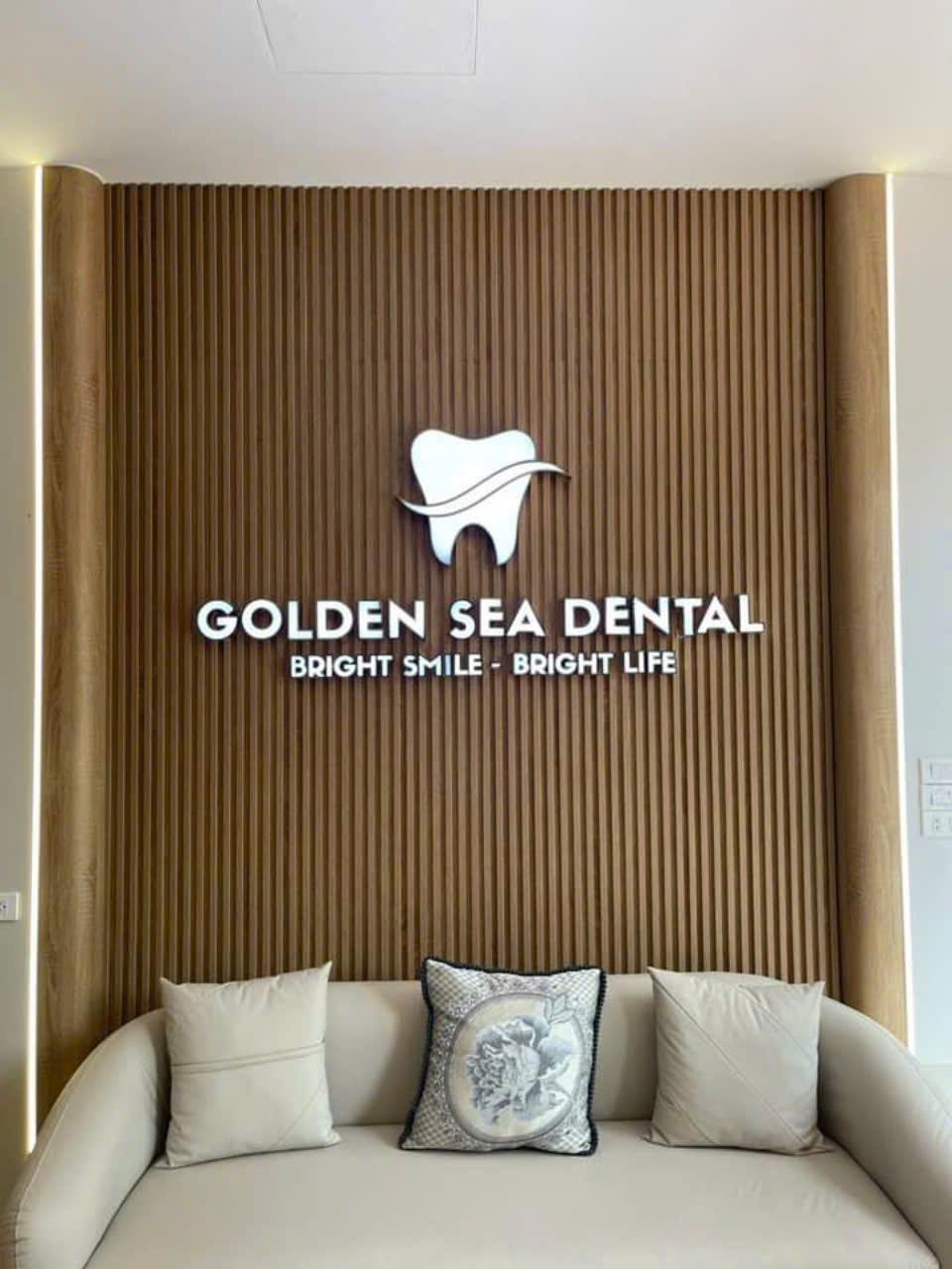 Logo-Backdrop-Van-Phong-24